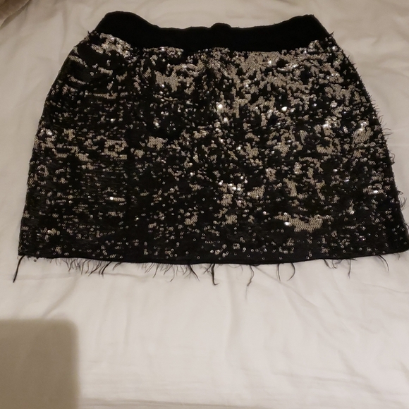 Zara Distressed Sequin Mini Skirt - Picture 4 of 4